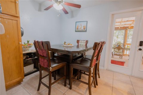 Casa en venta en Polk City, Florida, 4 dormitorios, 139.35 m2 № 1638149 - foto 5