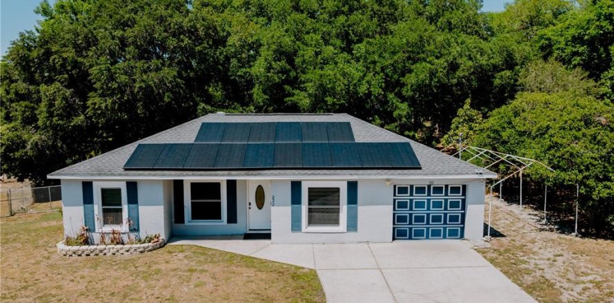 House in Polk City, Florida 4 bedrooms, 139.35 sq.m. № 1638149