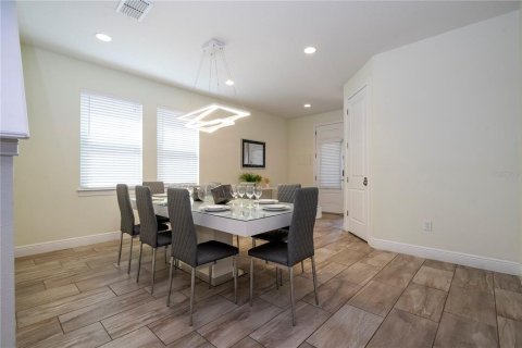 Villa ou maison à vendre à Kissimmee, Floride: 5 chambres, 238.76 m2 № 2416303 - photo 8