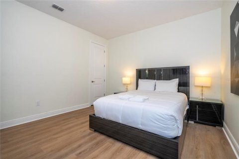 Villa ou maison à vendre à Kissimmee, Floride: 5 chambres, 238.76 m2 № 2416303 - photo 17