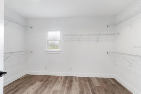 Casa en venta en Lakeland, Florida, 4 dormitorios, 280.01 m2 № 1388934 - foto 8