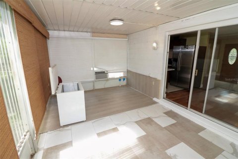 Casa en venta en Lakeland, Florida, 3 dormitorios, 89.93 m2 № 2095529 - foto 10
