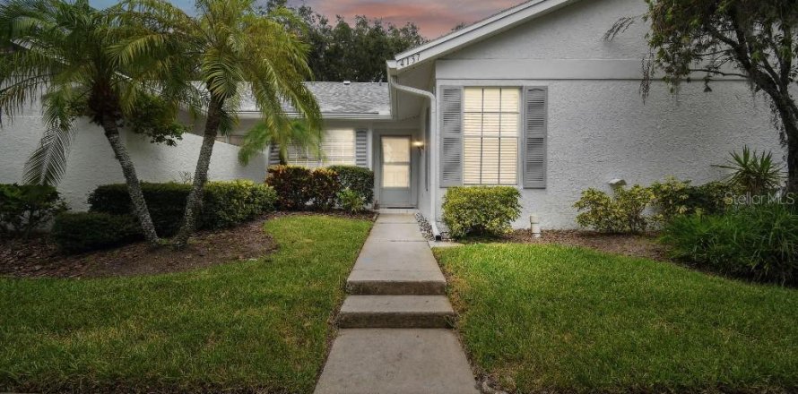 Condo in Holiday, Florida, 2 bedrooms № 1273847