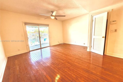 Touwnhouse à louer à Pompano Beach, Floride: 2 chambres, 93.65 m2 № 2041033 - photo 11