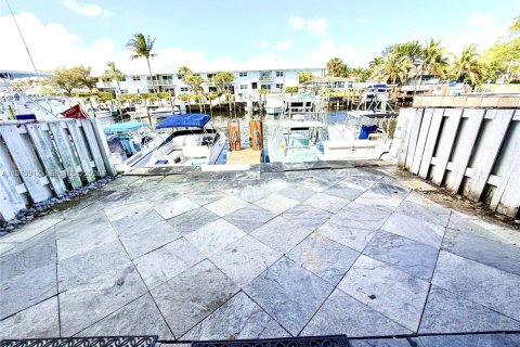 Touwnhouse à louer à Pompano Beach, Floride: 2 chambres, 93.65 m2 № 2041033 - photo 8