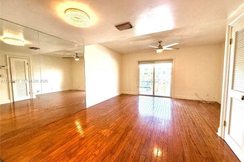 Touwnhouse à louer à Pompano Beach, Floride: 2 chambres, 93.65 m2 № 2041033 - photo 10