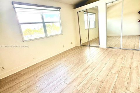 Touwnhouse à louer à Pompano Beach, Floride: 2 chambres, 93.65 m2 № 2041033 - photo 29