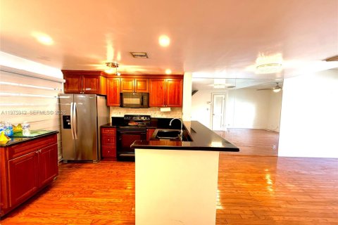 Touwnhouse à louer à Pompano Beach, Floride: 2 chambres, 93.65 m2 № 2041033 - photo 20