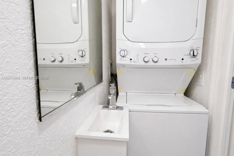 Купить кондоминиум в Хайалиа, Флорида 1 спальня, 71.53м2, № 2090307 - фото 10
