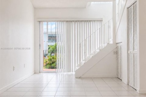 Купить кондоминиум в Хайалиа, Флорида 1 спальня, 71.53м2, № 2090307 - фото 3