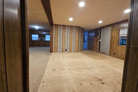 Casa en venta en Lake Panasoffkee, Florida, 4 dormitorios, 161.84 m2 № 1630020 - foto 4
