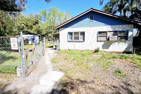 Casa en venta en Lake Panasoffkee, Florida, 4 dormitorios, 161.84 m2 № 1630020 - foto 1