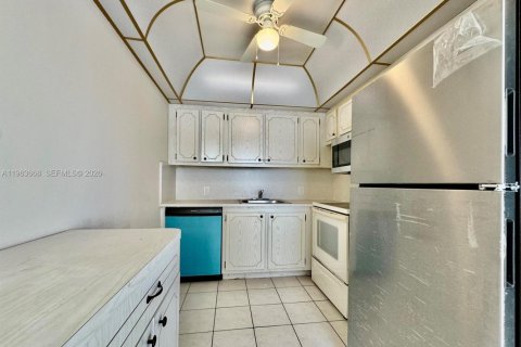 Copropriété à vendre à Boca Raton, Floride: 2 chambres, 78.04 m2 № 2025630 - photo 24