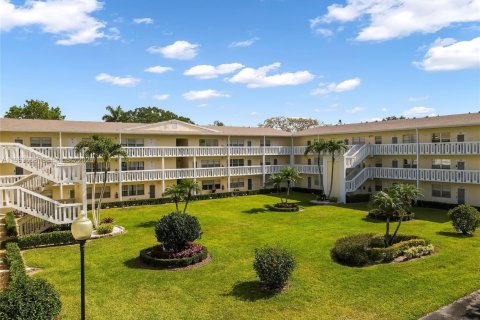 Copropriété à vendre à Boca Raton, Floride: 2 chambres, 78.04 m2 № 2025630 - photo 8