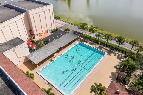 Copropriété à vendre à Boca Raton, Floride: 2 chambres, 78.04 m2 № 2025630 - photo 2