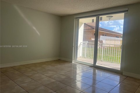 Copropriété à louer à Hialeah, Floride: 2 chambres, 96.15 m2 № 2046149 - photo 21