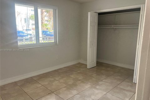 Copropriété à louer à Hialeah, Floride: 2 chambres, 96.15 m2 № 2046149 - photo 14