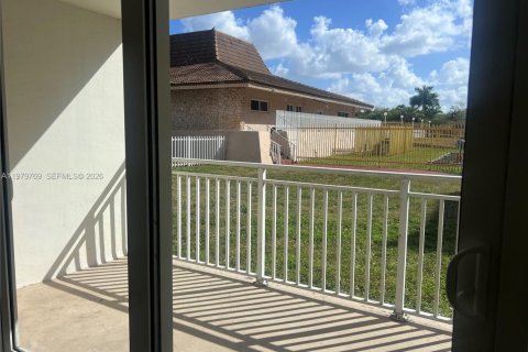 Copropriété à louer à Hialeah, Floride: 2 chambres, 96.15 m2 № 2046149 - photo 18