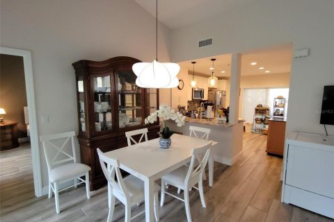 Condominio en venta en Saint Petersburg, Florida, 1 dormitorio, 84.54 m2 № 1570913 - foto 14