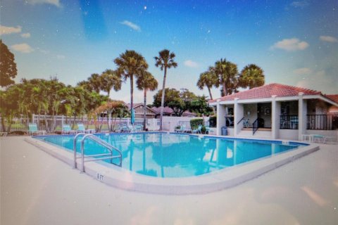 Condominio en venta en Saint Petersburg, Florida, 1 dormitorio, 84.54 m2 № 1570913 - foto 26