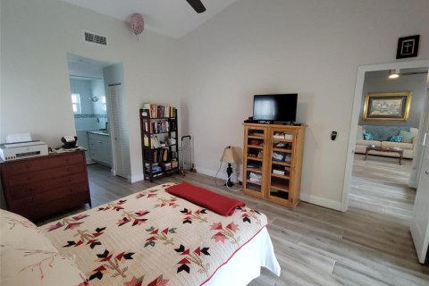 Condominio en venta en Saint Petersburg, Florida, 1 dormitorio, 84.54 m2 № 1570913 - foto 18