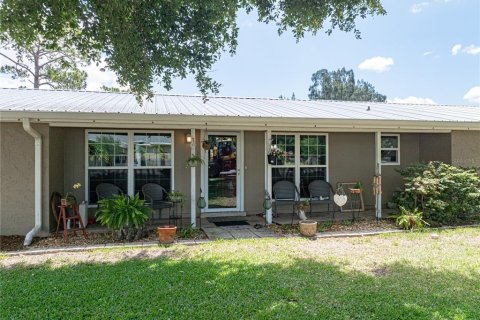 House in Lake Wales, Florida 4 bedrooms, 188.41 sq.m. № 2211448 - photo 3