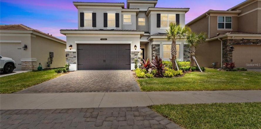 Villa ou maison à Wesley Chapel, Floride 5 chambres, 307.23 m2 № 2226725