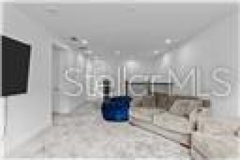 Villa ou maison à vendre à Wesley Chapel, Floride: 5 chambres, 307.23 m2 № 2226725 - photo 30