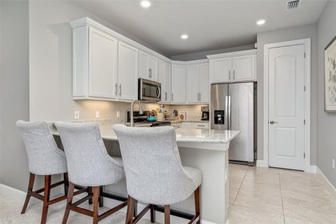 House in Sarasota, Florida 2 bedrooms, 143.81 sq.m. № 2093095 - photo 18