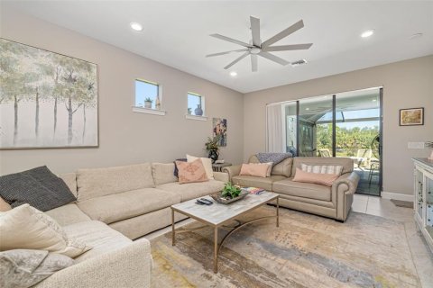 House in Sarasota, Florida 2 bedrooms, 143.81 sq.m. № 2093095 - photo 9