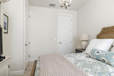 House in Sarasota, Florida 2 bedrooms, 143.81 sq.m. № 2093095 - photo 17