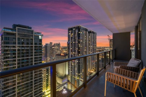 Condominio en venta en Miami, Florida, 2 dormitorios, 85.1 m2 № 1652599 - foto 4
