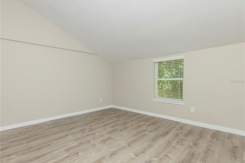 Commercial property in Gainesville, Florida 156.08 sq.m. № 2291035 - photo 23