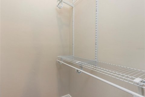Commercial property in Gainesville, Florida 156.08 sq.m. № 2291035 - photo 22