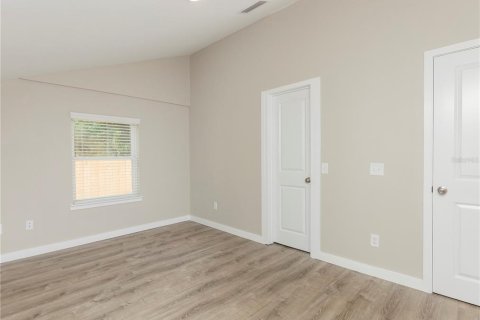 Commercial property in Gainesville, Florida 156.08 sq.m. № 2291035 - photo 21