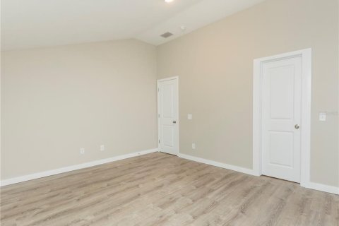 Commercial property in Gainesville, Florida 156.08 sq.m. № 2291035 - photo 24