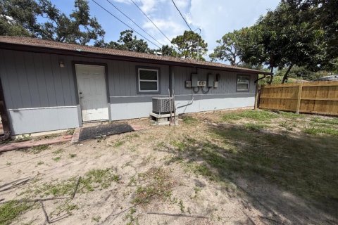 Immobilier commercial à vendre à Largo, Floride: 6 chambres, 189.52 m2 № 2388594 - photo 4