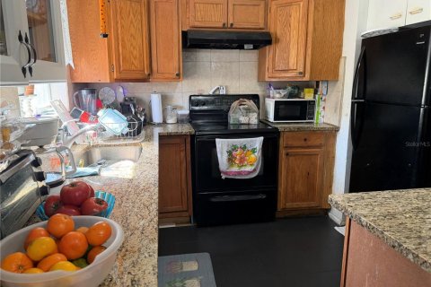 Immobilier commercial à vendre à Largo, Floride: 6 chambres, 189.52 m2 № 2388594 - photo 27
