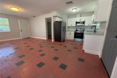 Immobilier commercial à vendre à Largo, Floride: 6 chambres, 189.52 m2 № 2388594 - photo 14