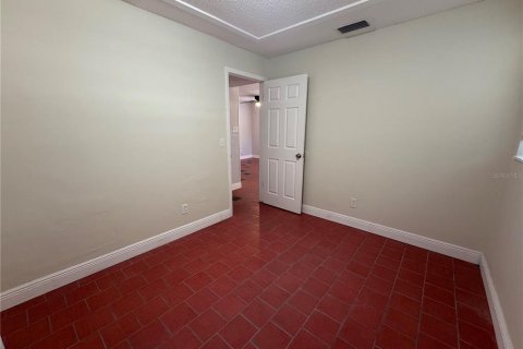 Immobilier commercial à vendre à Largo, Floride: 6 chambres, 189.52 m2 № 2388594 - photo 16