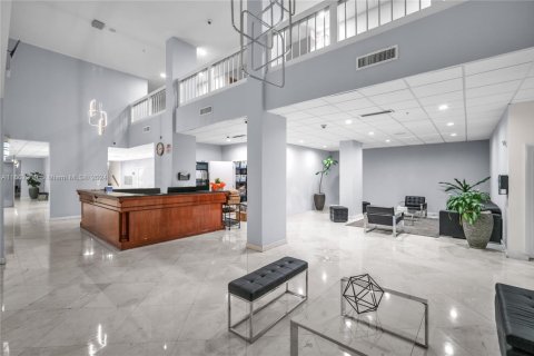 Condominio en venta en Aventura, Florida, 2 dormitorios, 120.77 m2 № 2076837 - foto 4
