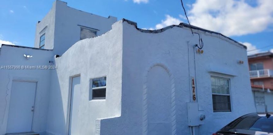 Oficina en Miami, Florida № 1080478