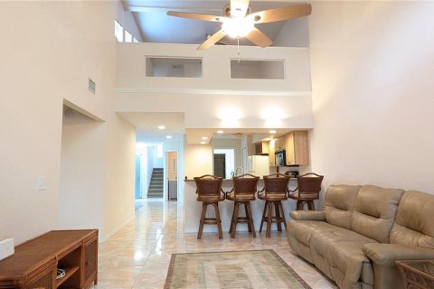 Condo in Crystal River, Florida, 2 bedrooms № 2110873 - photo 9