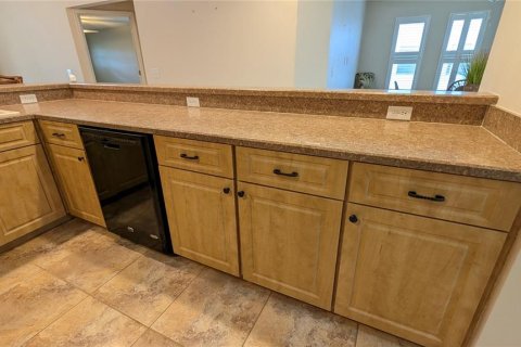 Condo in Crystal River, Florida, 2 bedrooms № 2110873 - photo 12
