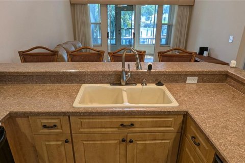 Condo in Crystal River, Florida, 2 bedrooms № 2110873 - photo 11