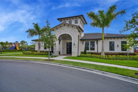 Touwnhouse à vendre à Miami, Floride: 4 chambres, 169.08 m2 № 2086194 - photo 27