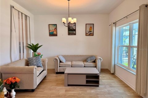 Villa ou maison à vendre à Wesley Chapel, Floride: 4 chambres, 308.06 m2 № 2092815 - photo 4