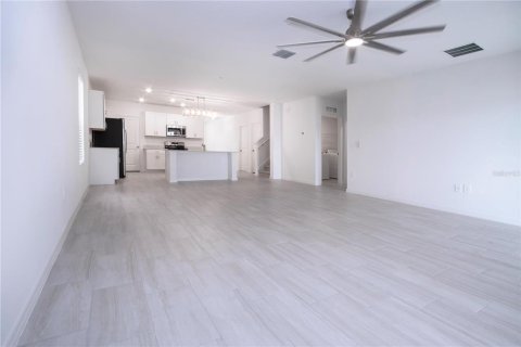 Casa en alquiler en Parrish, Florida, 5 dormitorios, 269.04 m2 № 1918274 - foto 14