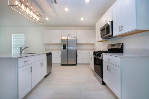 Casa en alquiler en Parrish, Florida, 5 dormitorios, 269.04 m2 № 1918274 - foto 3
