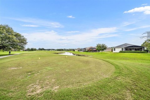 House in Leesburg, Florida 3 bedrooms, 185.9 sq.m. № 1919870 - photo 5